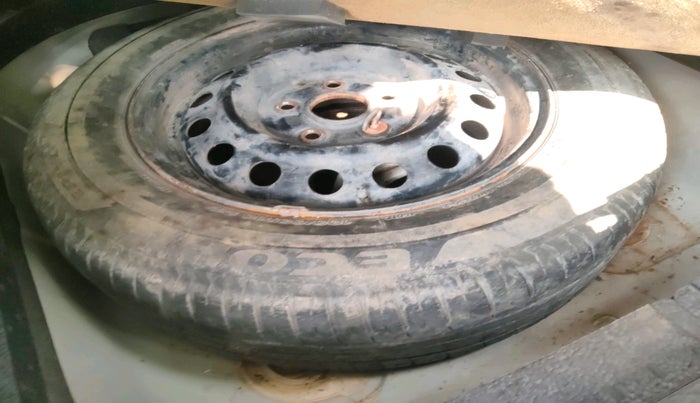 2011 Maruti SX4 VXI, Petrol, Manual, 91,348 km, tyre