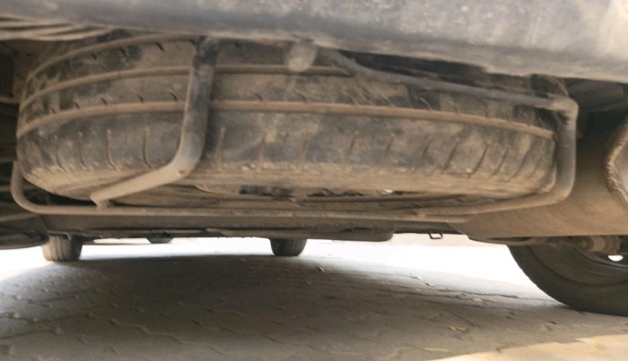 2013 Maruti Ertiga VDI, Diesel, Manual, 1,38,744 km, tyre