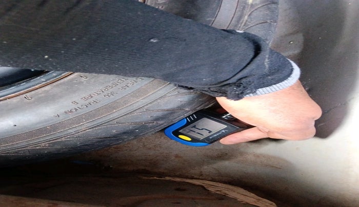 2013 Ford Figo EXI 1.4 DIESEL, Diesel, Manual, 1,68,780 km, tyre