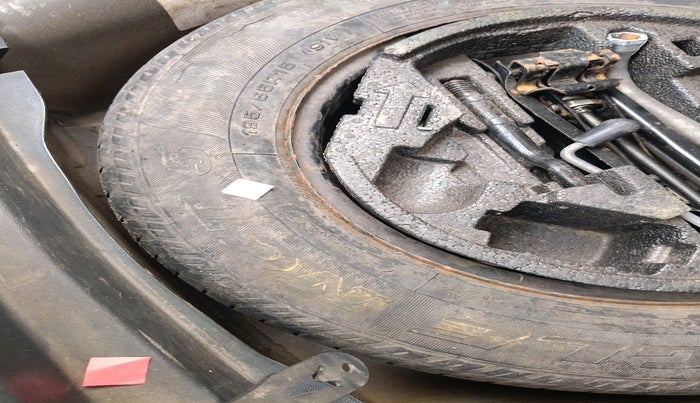 2012 Skoda Laura AMBITION 2.0 TDI CR MT, Diesel, Manual, 94,729 km, tyre