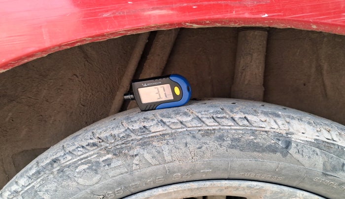 2012 Honda Jazz 1.2L I-VTEC X, CNG, Manual, 1,21,827 km, tyre