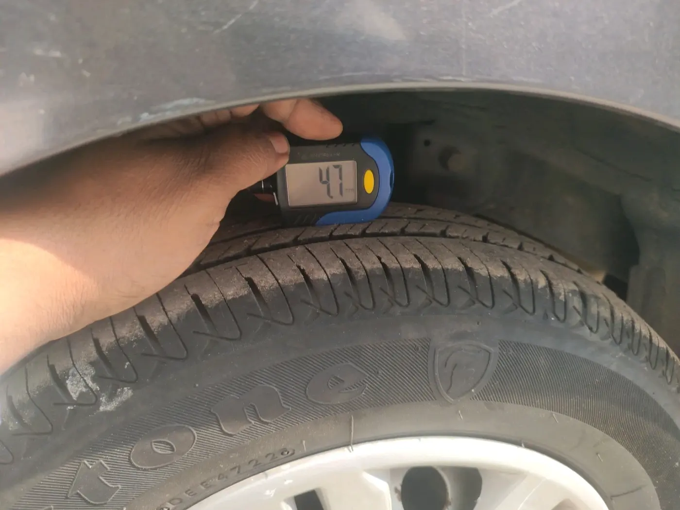 2018 Hyundai Eon ERA +, Petrol, Manual, 72,424 km, tyre