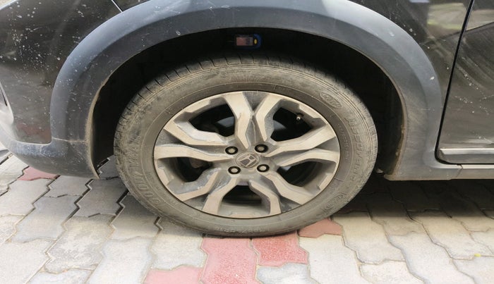 2017 Honda WR-V 1.2L I-VTEC VX MT, Petrol, Manual, 67,029 km, tyre