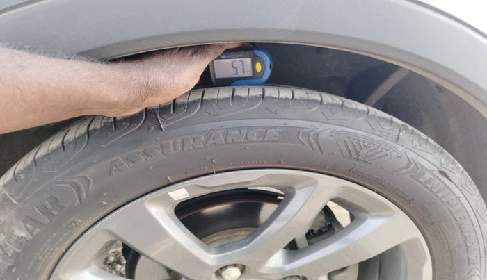 2020 Ford FREESTYLE TITANIUM 1.2 PETROL, Petrol, Manual, 60,623 km, tyre