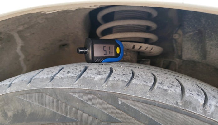 2015 Volkswagen Vento HIGHLINE DIESEL 1.5, Diesel, Manual, 76,668 km, tyre