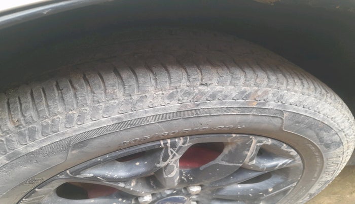 2014 Ford Ecosport TITANIUM 1.5L DIESEL, Diesel, Manual, 60,076 km, tyre