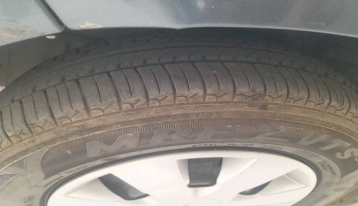 2011 Maruti A Star VXI, Petrol, Manual, 36,513 km, tyre