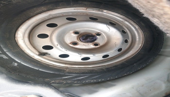 2021 Maruti Swift LXI, Petrol, Manual, 59,774 km, tyre