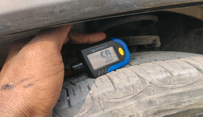 2017 Jeep Compass LIMITED 2.0 DIESEL, Diesel, Manual, 1,50,370 km, tyre