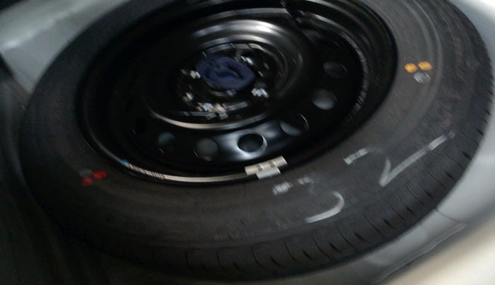 2023 Maruti Celerio VXI AMT, Petrol, Automatic, 43,981 km, tyre