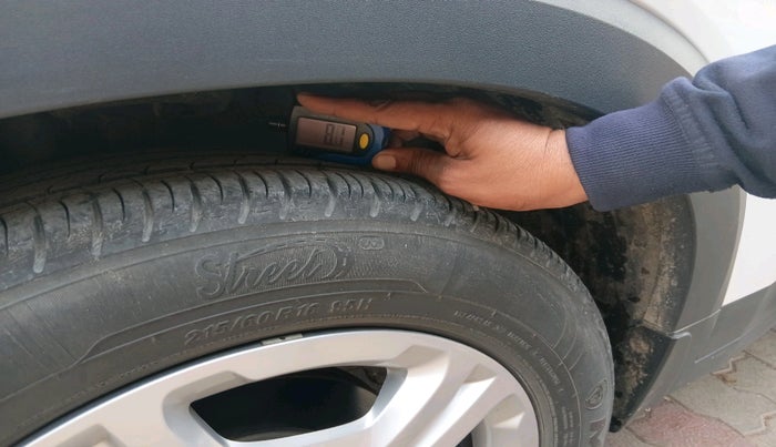 2022 KIA SONET HTK PLUS 1.2, Petrol, Manual, 6,212 km, tyre