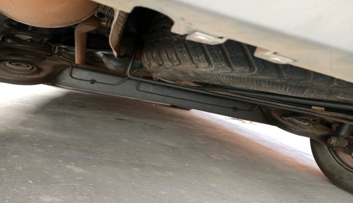 2014 Nissan Terrano XV D THP 110 PS, Diesel, Manual, 1,62,748 km, tyre