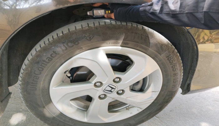 2017 Honda City 1.5L I-VTEC V MT, Petrol, Manual, 1,00,283 km, tyre