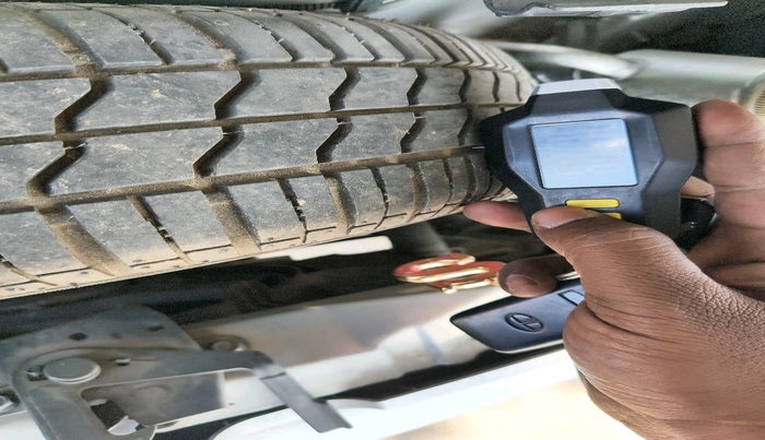 2015 Tata Nano TWIST XTA, Petrol, Automatic, 29,425 km, tyre