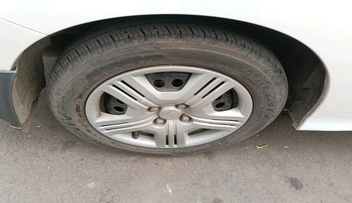 2012 Honda City 1.5L I-VTEC E MT, CNG, Manual, 65,393 km, tyre