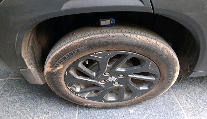 2023 Maruti FRONX ZETA 1.0L TURBO 6 AT, Petrol, Automatic, 25,908 km, tyre