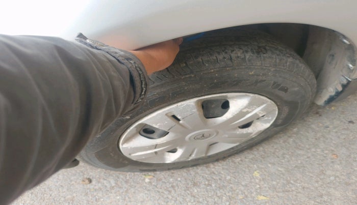 2013 Maruti Swift VXI, Petrol, Manual, 64,642 km, tyre