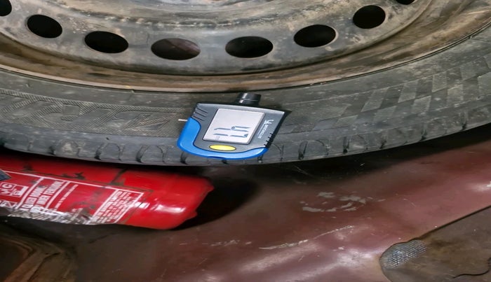 2016 Hyundai Grand i10 SPORTZ 1.2 KAPPA VTVT, Petrol, Manual, 1,24,545 km, tyre