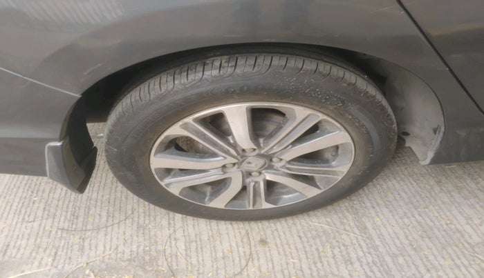 2017 Honda City 1.5L I-VTE V CVT, Petrol, Automatic, 65,822 km, tyre