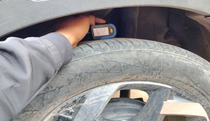 2019 Hyundai VENUE SX PLUS 1.0 TURBO DCT, Petrol, Automatic, 71,656 km, tyre