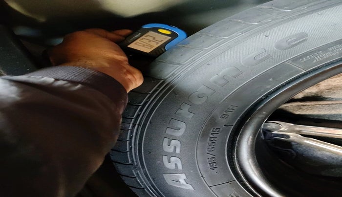 2019 Hyundai VENUE SX PLUS 1.0 TURBO DCT, Petrol, Automatic, 71,656 km, tyre