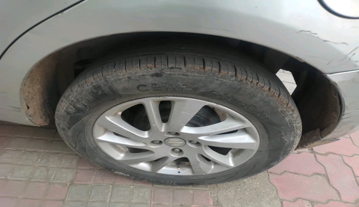 2013 Maruti Swift ZDI, Diesel, Manual, 1,49,098 km, tyre