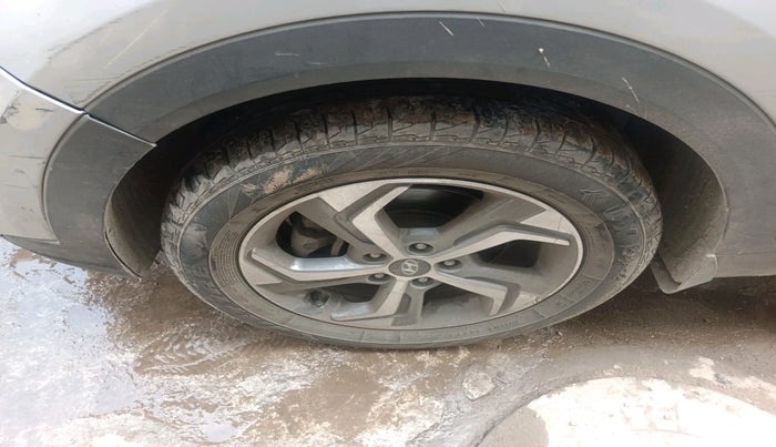 2018 Hyundai Creta SX AT 1.6 PETROL, Petrol, Automatic, 91,417 km, tyre