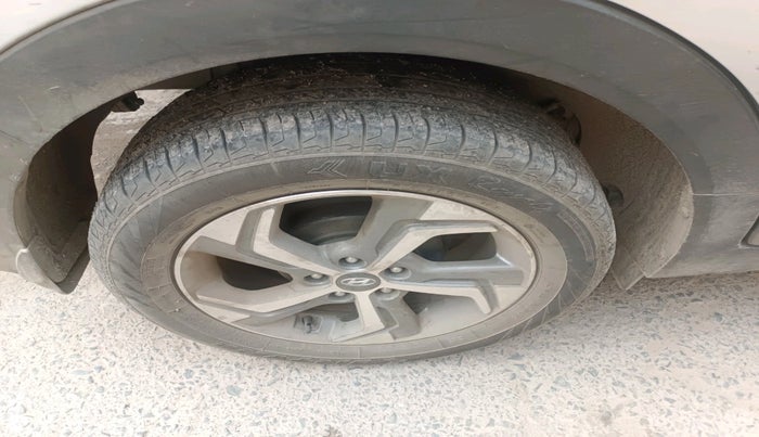 2018 Hyundai Creta SX AT 1.6 PETROL, Petrol, Automatic, 91,417 km, tyre