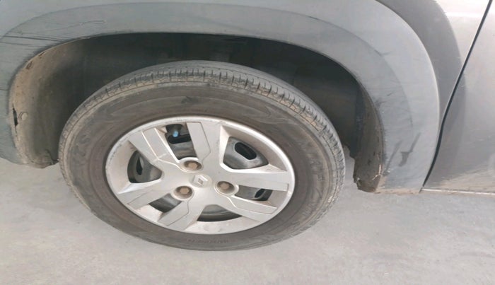 2016 Renault Kwid RXT 1.0, Petrol, Manual, 52,691 km, tyre