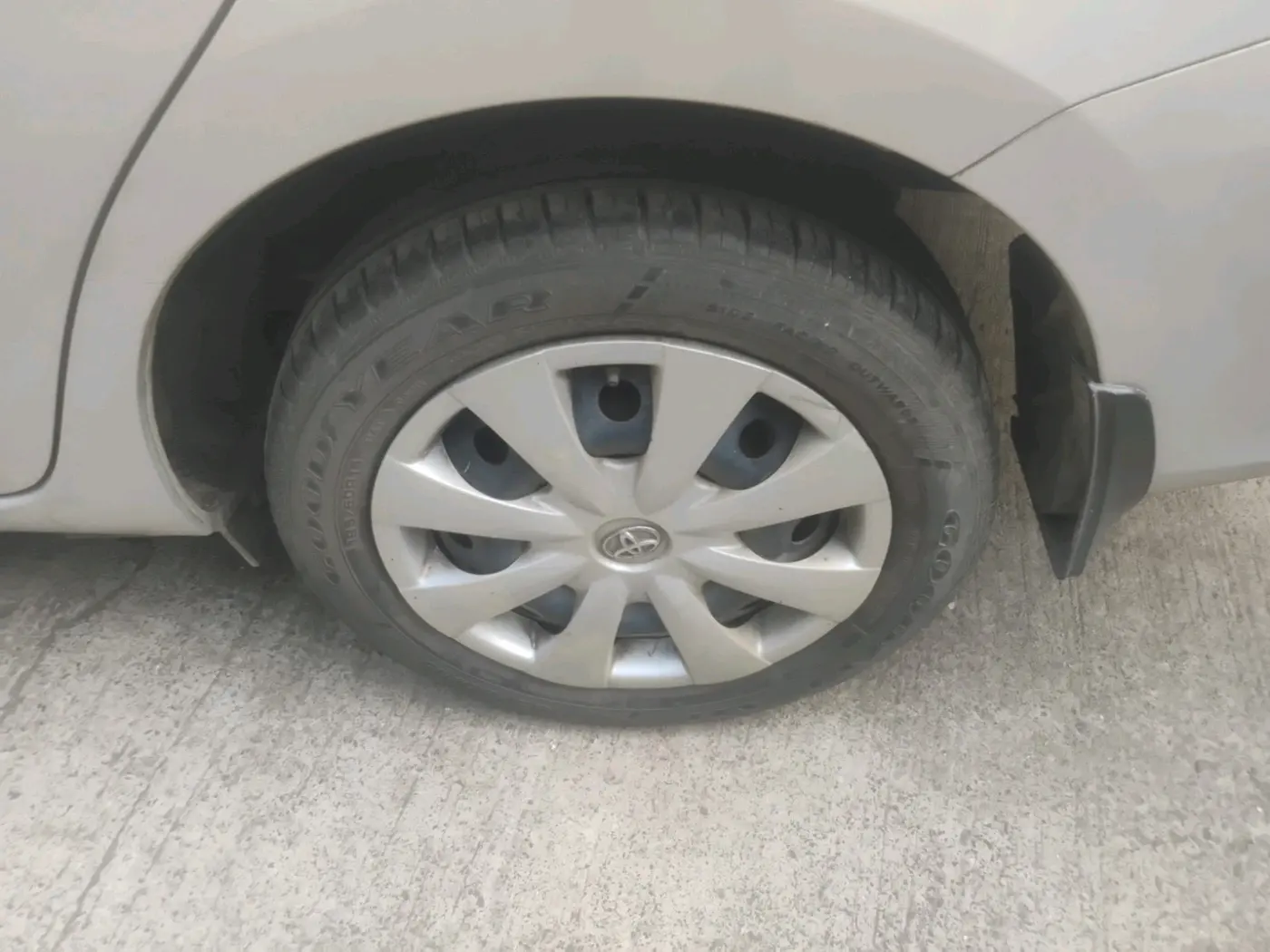2018 Toyota YARIS G CVT, Petrol, Automatic, 45,300 km, tyre