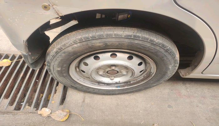 2017 Maruti Wagon R 1.0 LXI CNG, Petrol, Manual, 1,89,010 km, tyre