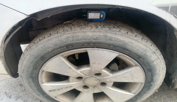 2011 Maruti Wagon R 1.0 VXI, Petrol, Manual, 88,309 km, tyre