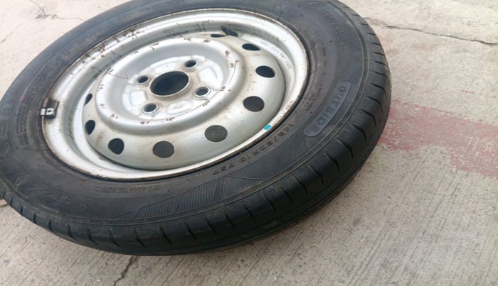 2014 Maruti Wagon R 1.0 LXI, Petrol, Manual, 66,401 km, tyre