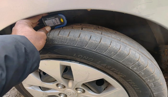 2018 Hyundai Xcent S 1.2, Petrol, Manual, 46,202 km, tyre