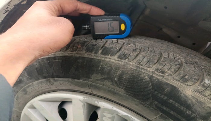 2020 Maruti Swift Dzire TOUR S-CNG, Petrol, Manual, 1,39,828 km, tyre