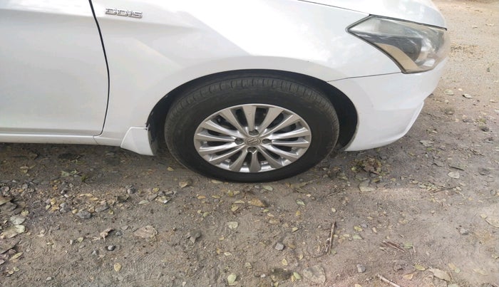 2016 Maruti Ciaz ZDI SHVS, Diesel, Manual, 1,54,938 km, tyre