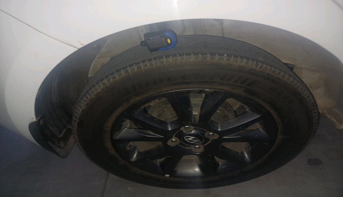 2018 Hyundai Elite i20 ASTA 1.2  CVT, Petrol, Automatic, 33,915 km, tyre