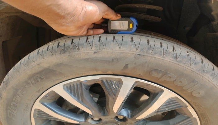 2021 Maruti Vitara Brezza ZXI PLUS DUAL TONE, Petrol, Manual, 28,543 km, tyre