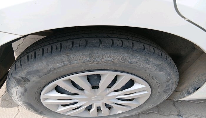 2024 Maruti Dzire VXI CNG, Petrol, Manual, 44,836 km, tyre