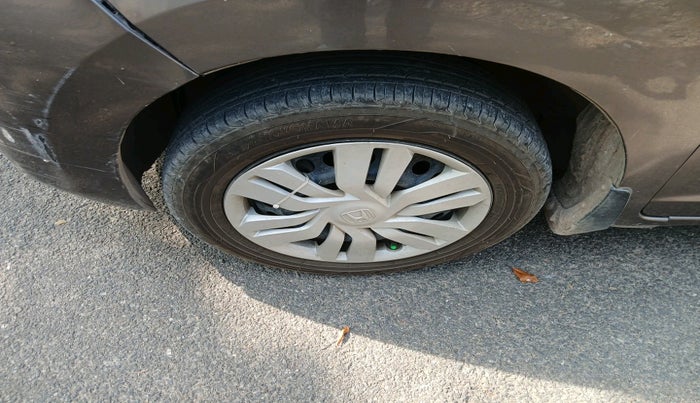 2016 Honda Jazz 1.2L I-VTEC SV, Petrol, Manual, 82,770 km, tyre