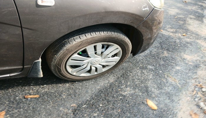 2016 Honda Jazz 1.2L I-VTEC SV, Petrol, Manual, 82,770 km, tyre