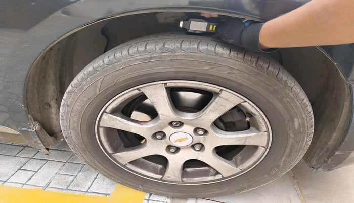 2011 Chevrolet Cruze LTZ AT, Diesel, Automatic, 72,340 km, tyre