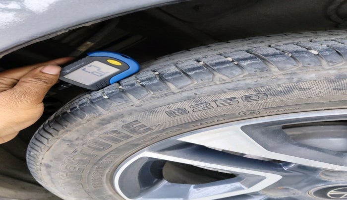 2021 Tata Tiago XZ PLUS PETROL, Petrol, Manual, 18,935 km, tyre