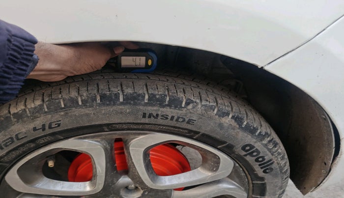 2019 Hyundai Elite i20 ASTA 1.2 (O), Petrol, Manual, 64,959 km, tyre