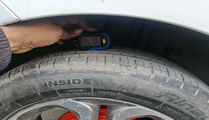 2019 Hyundai Elite i20 ASTA 1.2 (O), Petrol, Manual, 64,959 km, tyre