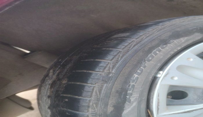 2015 Honda Amaze 1.2L I-VTEC S, Petrol, Manual, 95,013 km, tyre