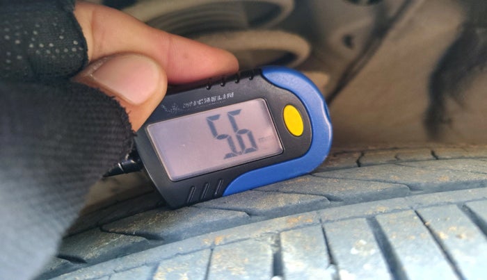 2014 Hyundai Verna FLUIDIC 1.4 CRDI CX, Diesel, Manual, 2,21,652 km, tyre