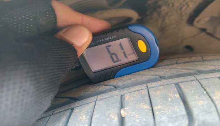 2014 Hyundai Verna FLUIDIC 1.4 CRDI CX, Diesel, Manual, 2,21,652 km, tyre