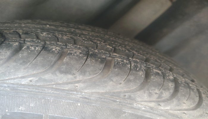 2015 Volkswagen Polo GT TSI AT, Petrol, Automatic, 85,562 km, tyre