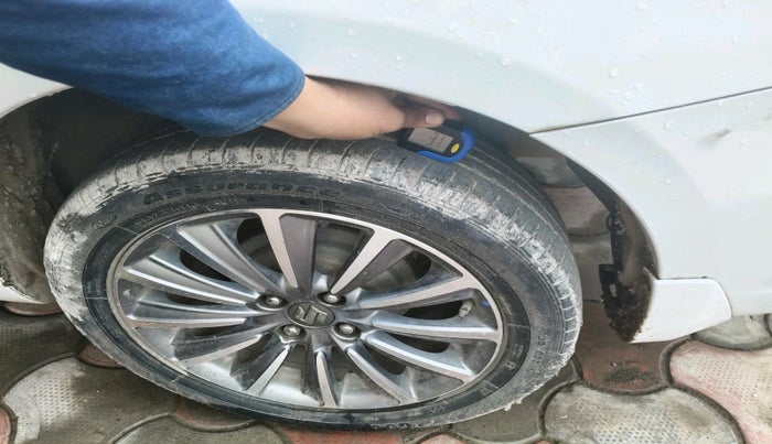 2018 Maruti Ciaz ALPHA  AT 1.5 SHVS PETROL, Petrol, Automatic, 43,976 km, tyre